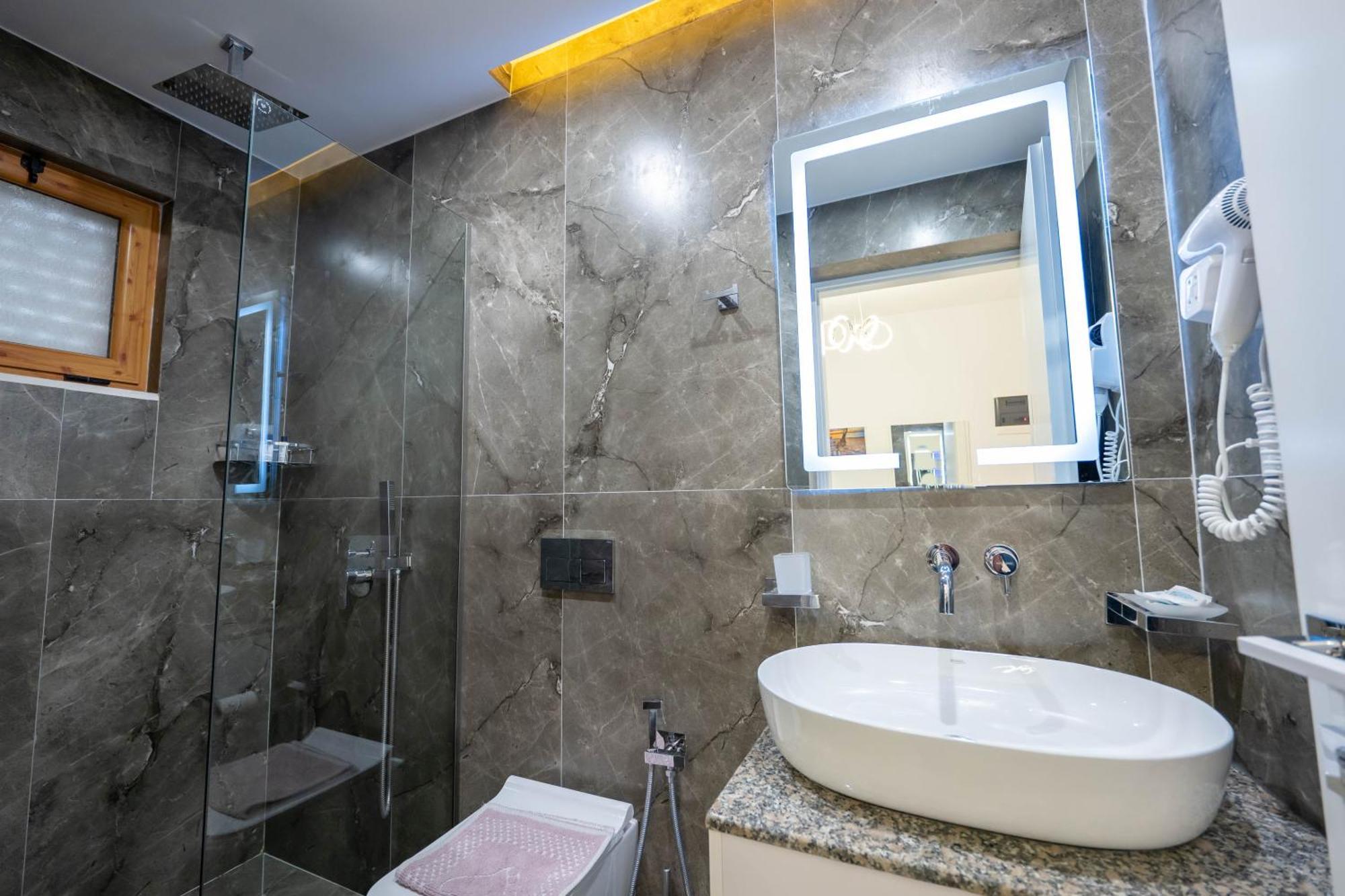 Feniks Hotel Ksamil Extérieur photo
